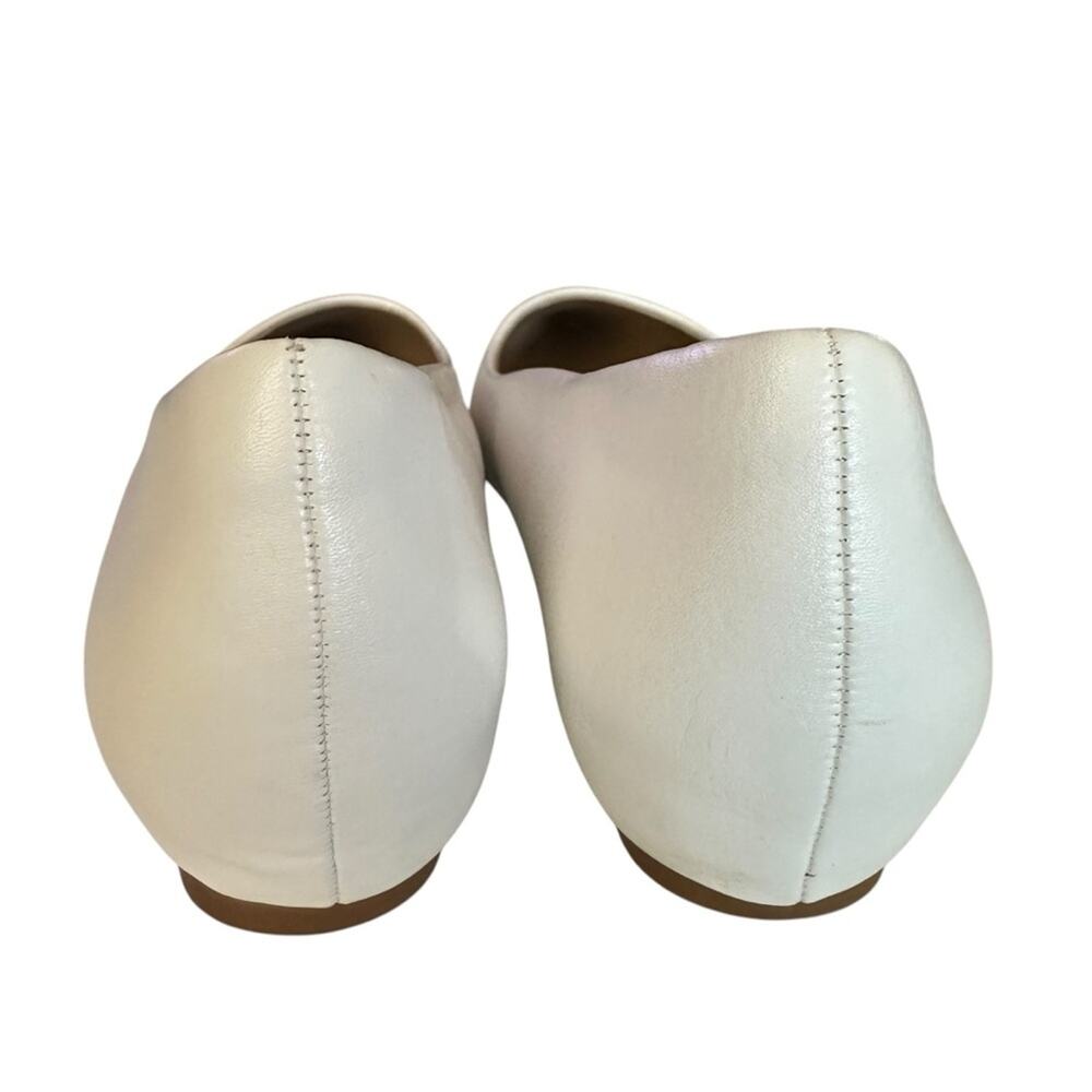 Dream pairs Julian White Women's hidden wedge Flats size 9 faux leather. - Picture 7 of 9